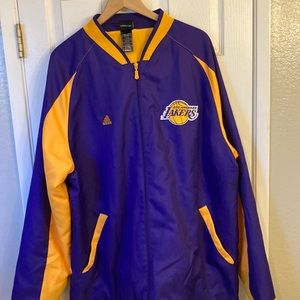 Pre owned Adidas Lakers jacket 2XL…probably used 3 times…excellent condition